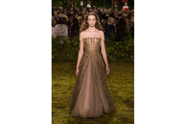 Parigi alta moda spring summer 2017 Christian Dior Couture 23gen17 6