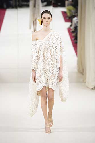 Alexis Mabille HCSS22 Look 1